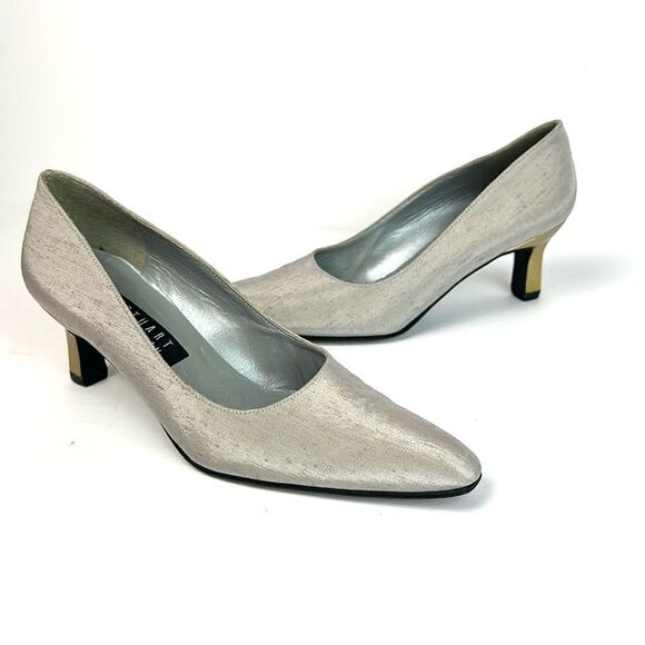 Stuart Weitzman Silver Fabric Pumps US 7,5 - Picture 3 of 15